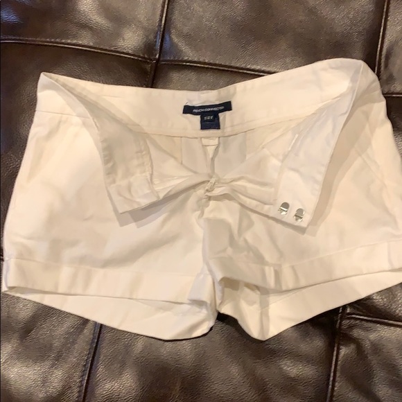 French Connection White Shorts - Picture 1 of 2